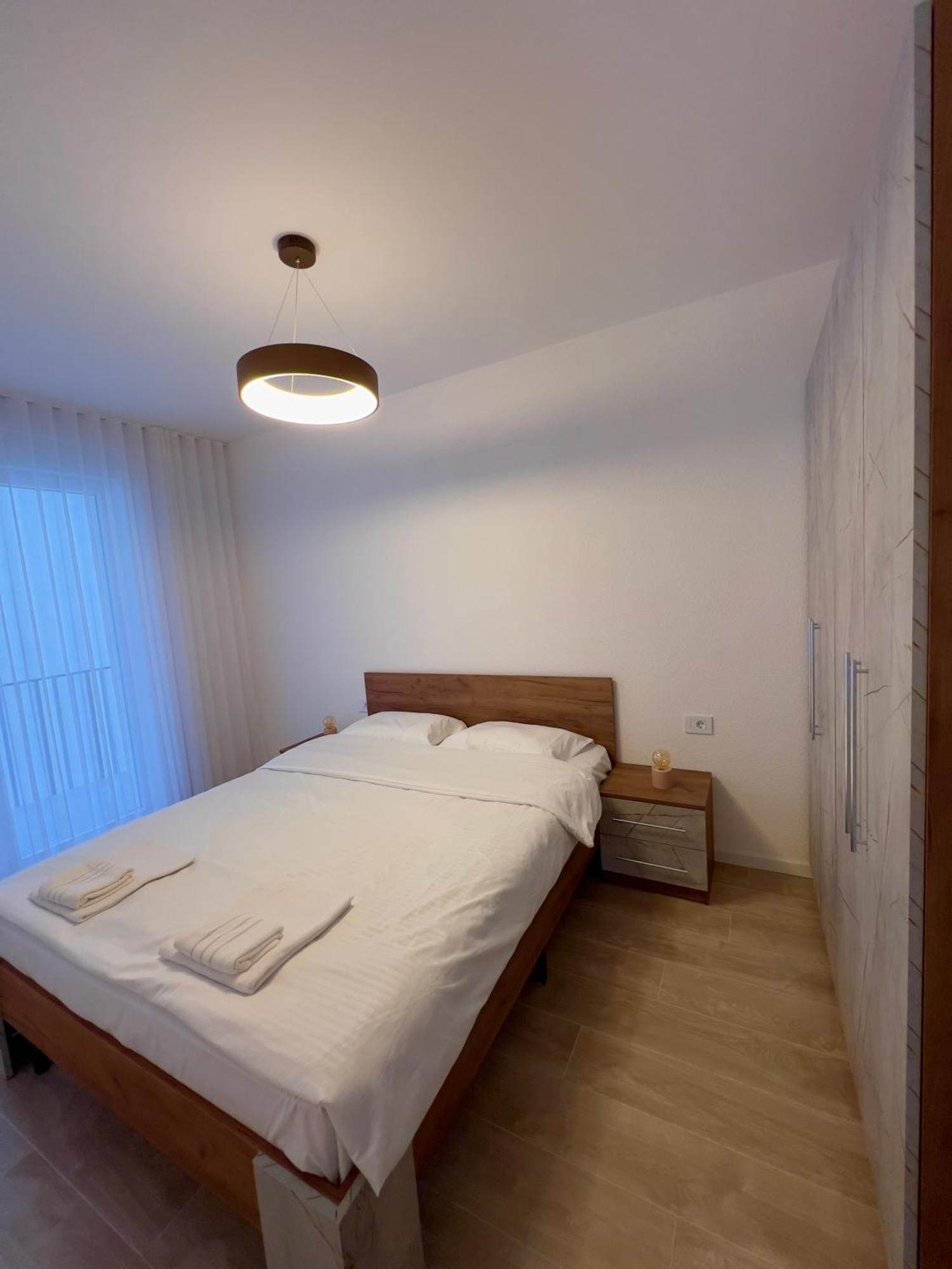 Holiday Apartments Gjakova Ngoại thất bức ảnh