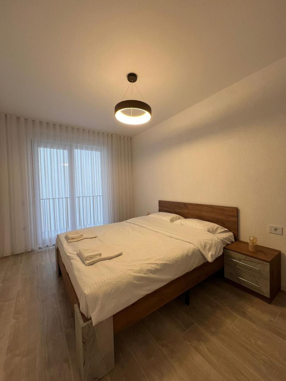 Holiday Apartments Gjakova Ngoại thất bức ảnh